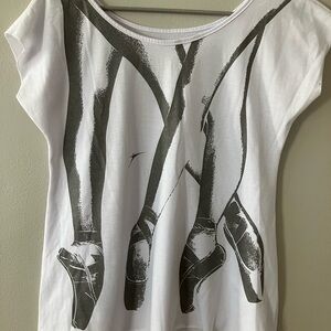 Ballet pointe shoe shirt